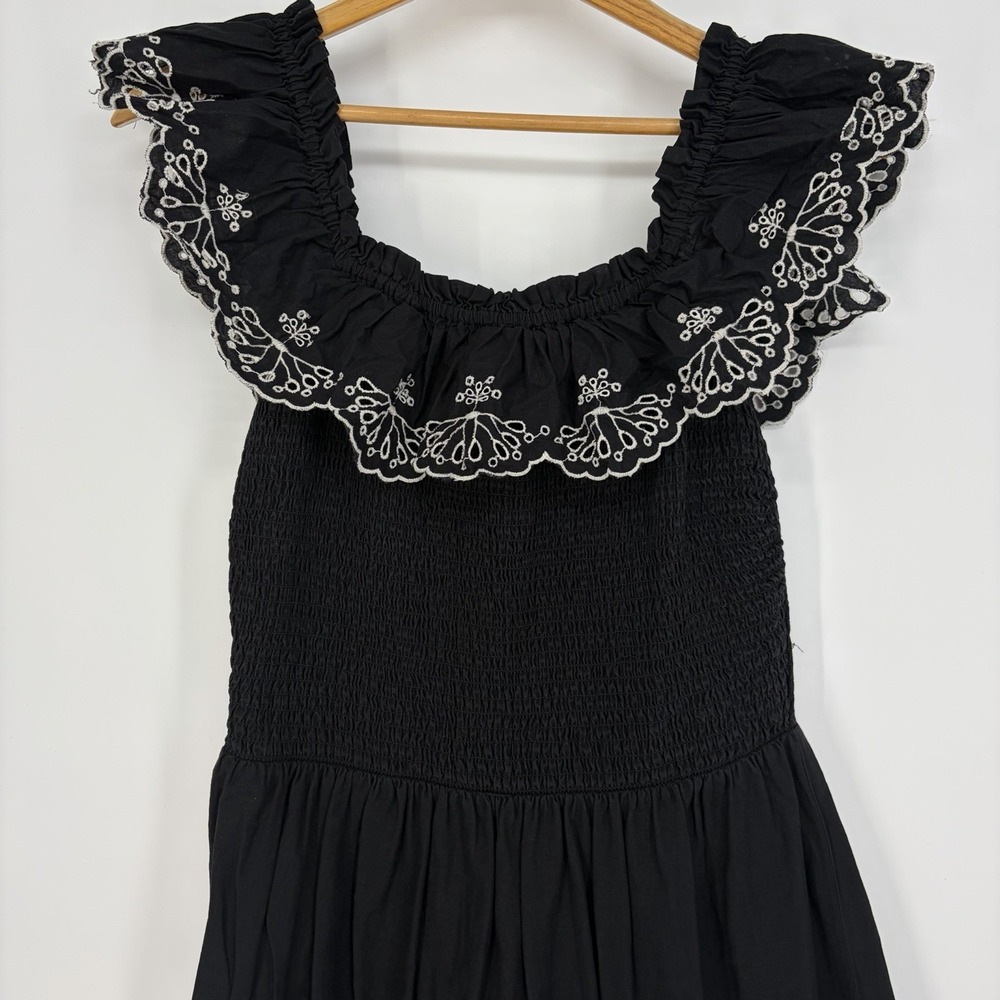 A New Approach a.n.a Floral Embroidered Dress Black & White Smocked Ruffle Lined
